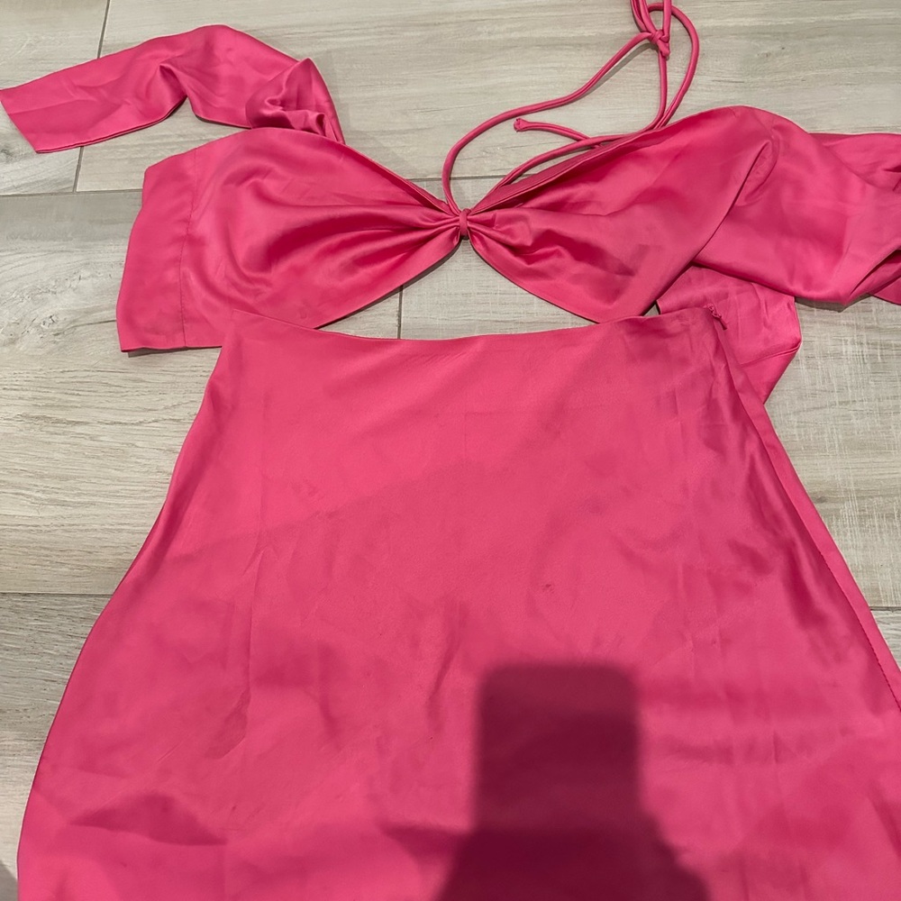 Princess Polly Pink Cut Out Tie Front Set!